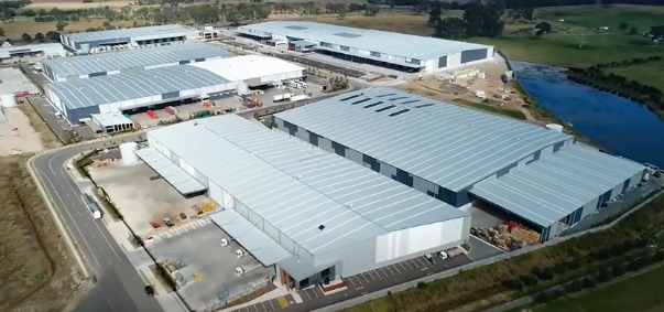 CEVA Logistics teamed up with Altis to deliver a large warehouse of 37,800sqm with a a central breezeway of 4,500m2 at First Estate Erskine Park.